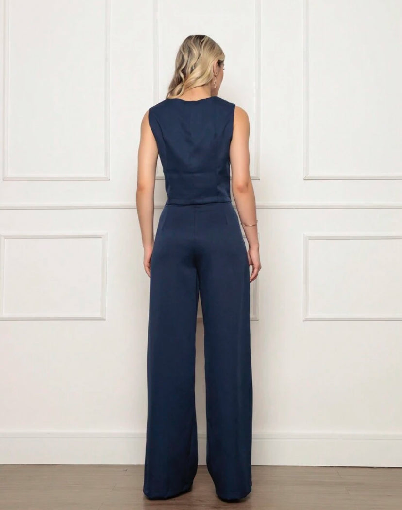 Women's Vest and Tailored Trousers Set - Elegant Fashion